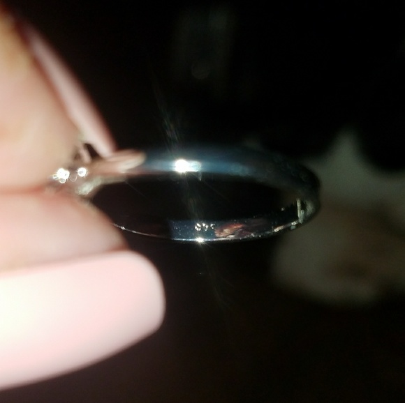 Silver ring - Picture 4 of 7